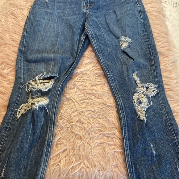 Abercrombie & Fitch High Rise Mom Jean Distressed Curve Love sz 25 - Picture 5 of 10